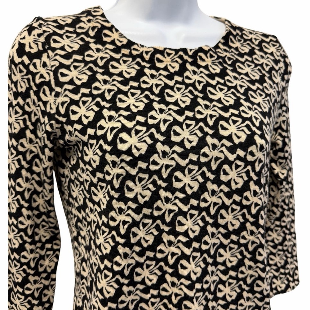 J. Crew Black and Cream Knit Top ✨